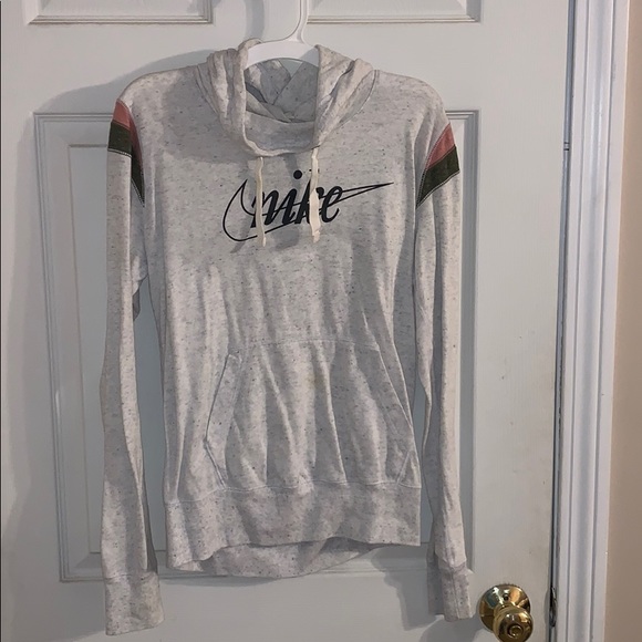 Nike Tops - Nike light weight sweatshirt